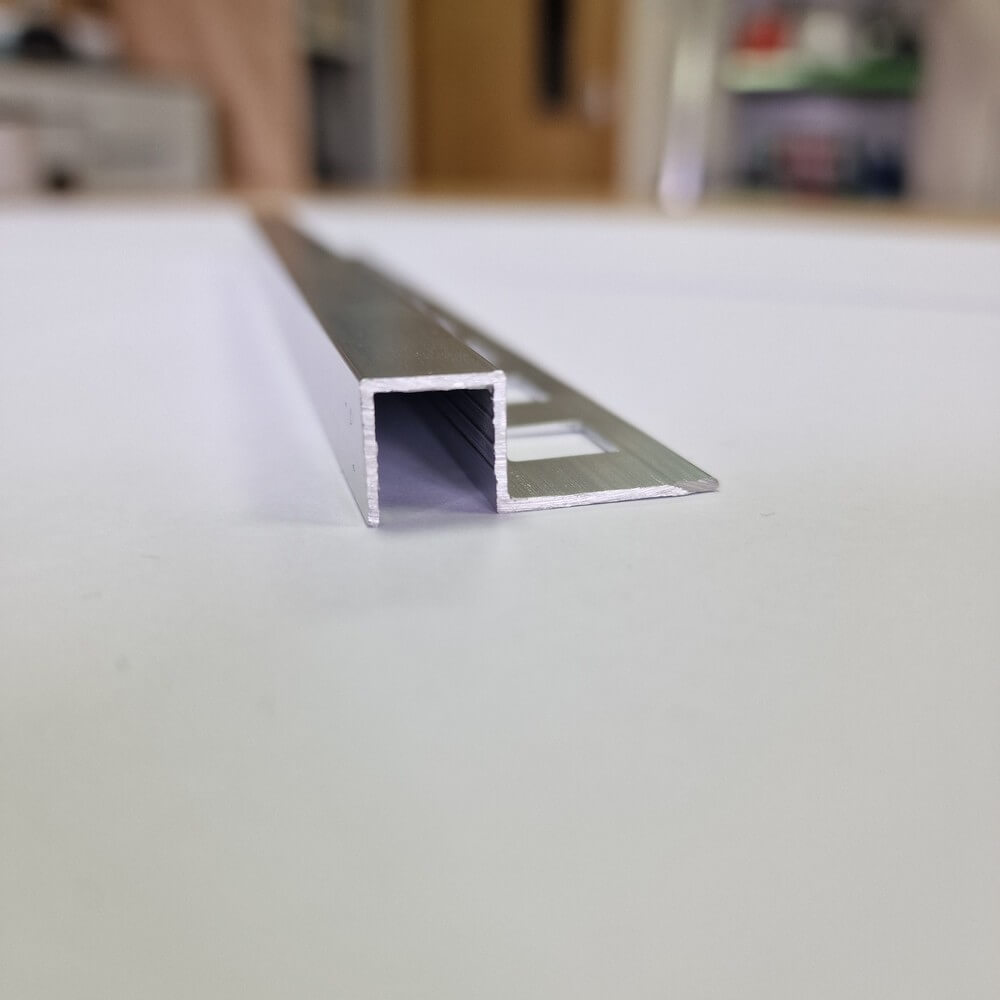 Wide-Edged Aluminium Tile Trim Polished Chrome Effect Multi Length