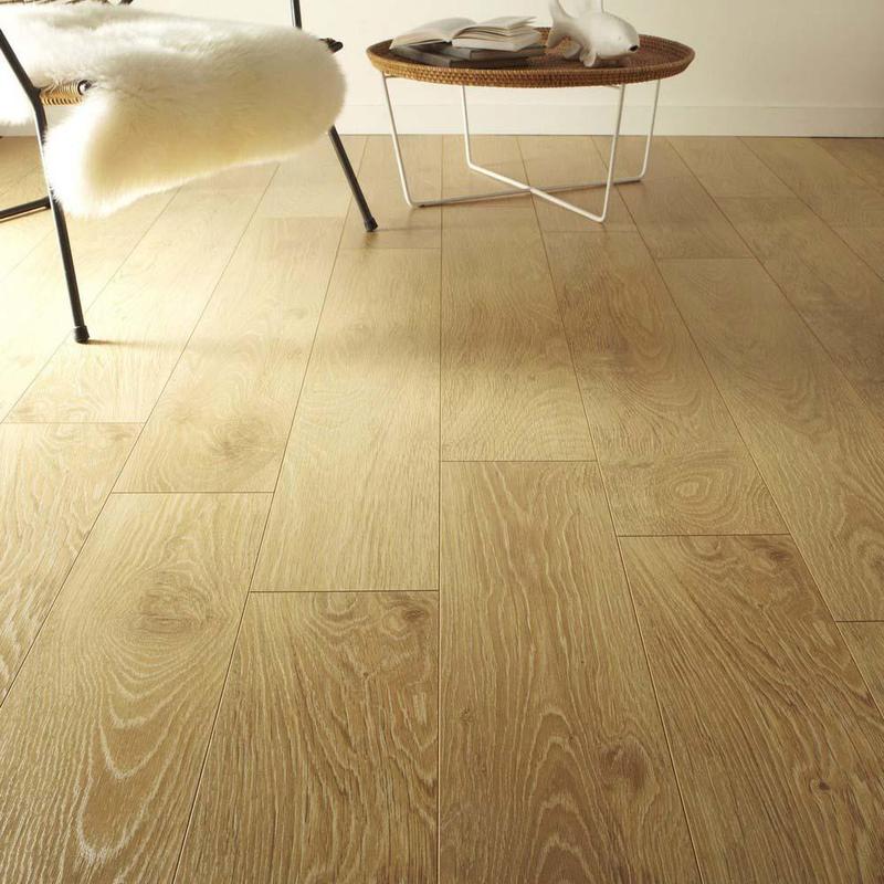 Artens Plus 7 Light Oak 7mm Laminate Flooring (3126817210302) - Decoridea