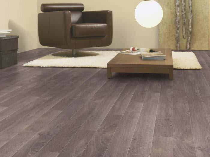 Aspecto Monarch Oak A8505 10mm Laminate Flooring (330152) - Decoridea