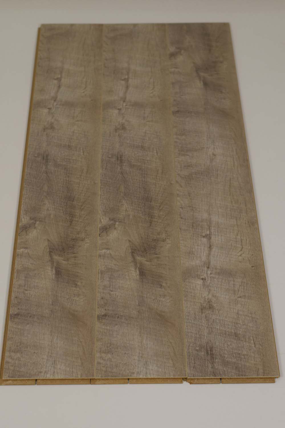 Berry Alloc Trendline Groovy Cambrige Oak 8mm Laminate Flooring (62000481) Our Lowest SQM Price Ever £7.95 - Decoridea.co.uk
