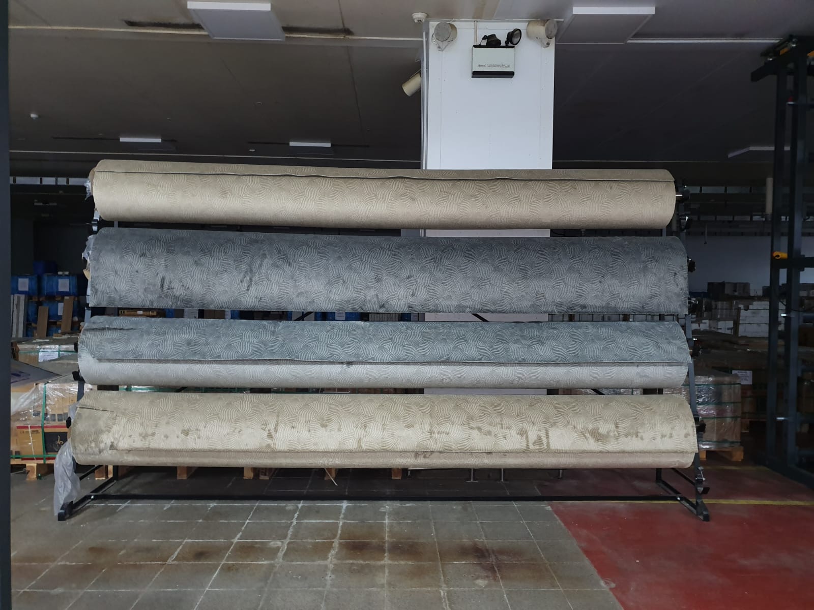 Tenby Carpet 60 OZ Heavy Commercial & Residential Carpet Roll SQM Price is £11.90 - Decoridea.co.uk