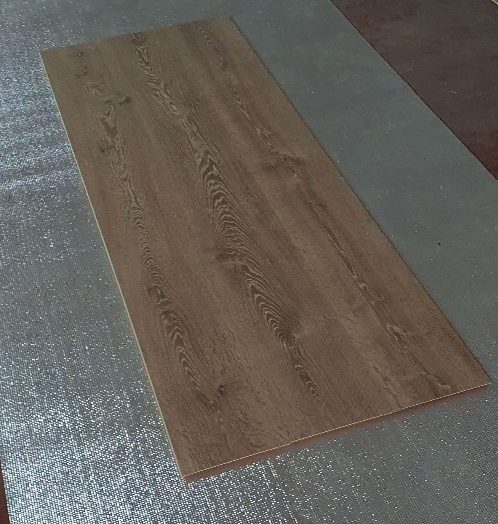 Egger Brown Raydon Oak 10mm Extra Long Mammut Plus Laminate Flooring 2050mm x 245mm (EPL121)