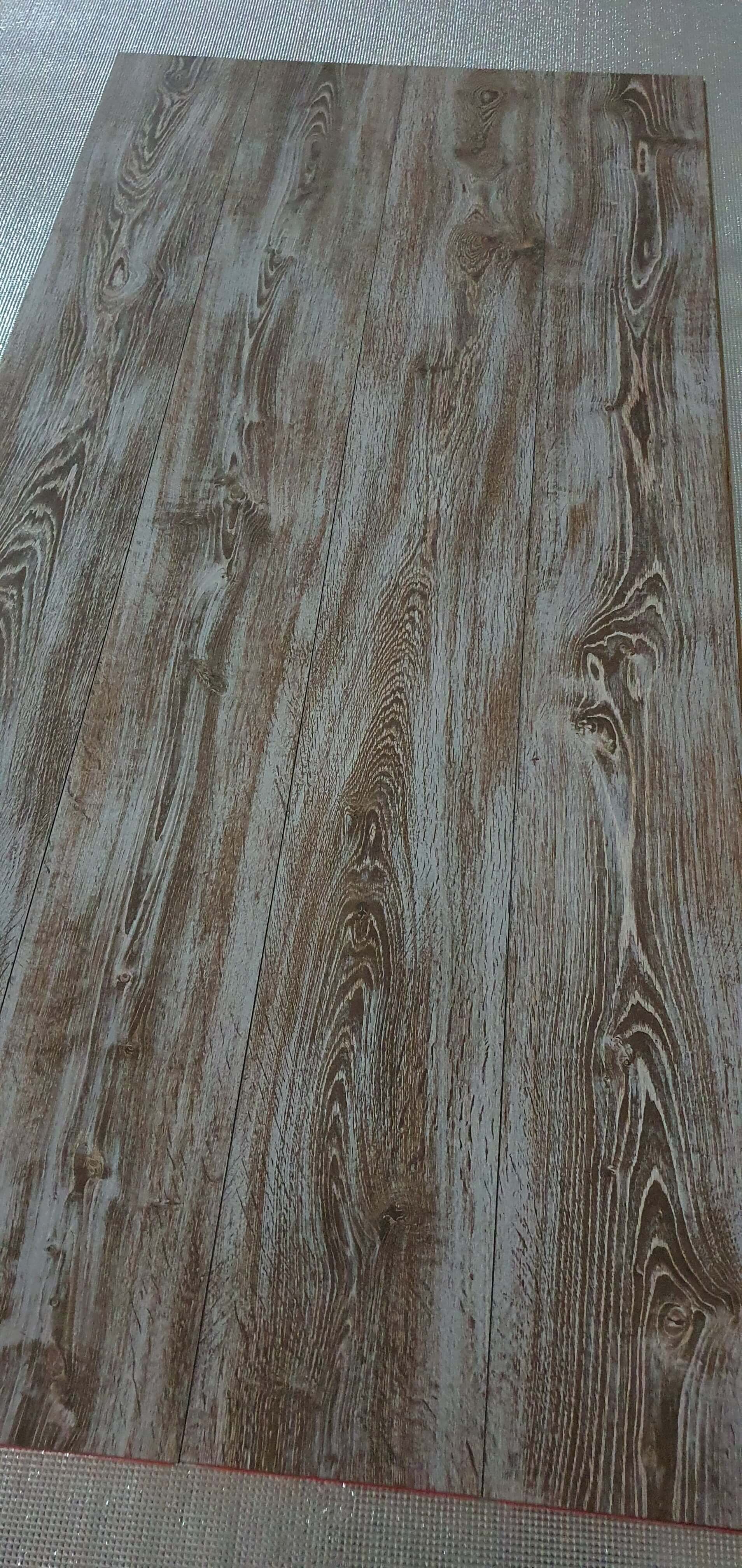 Egger Used Raydon Oak 10mm Extra Long Mammut Plus Laminate Flooring 2050mm x 245mm (EPL120)