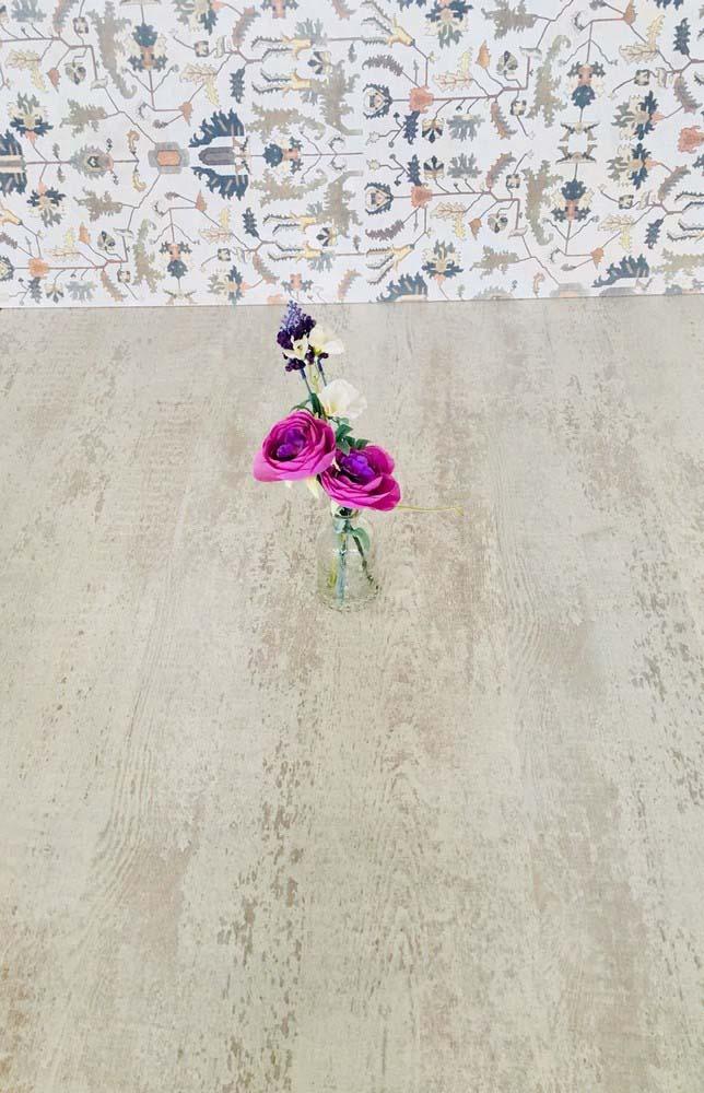 Essenz Loft White 8mm Laminate Flooring (3071257206191) - Decoridea