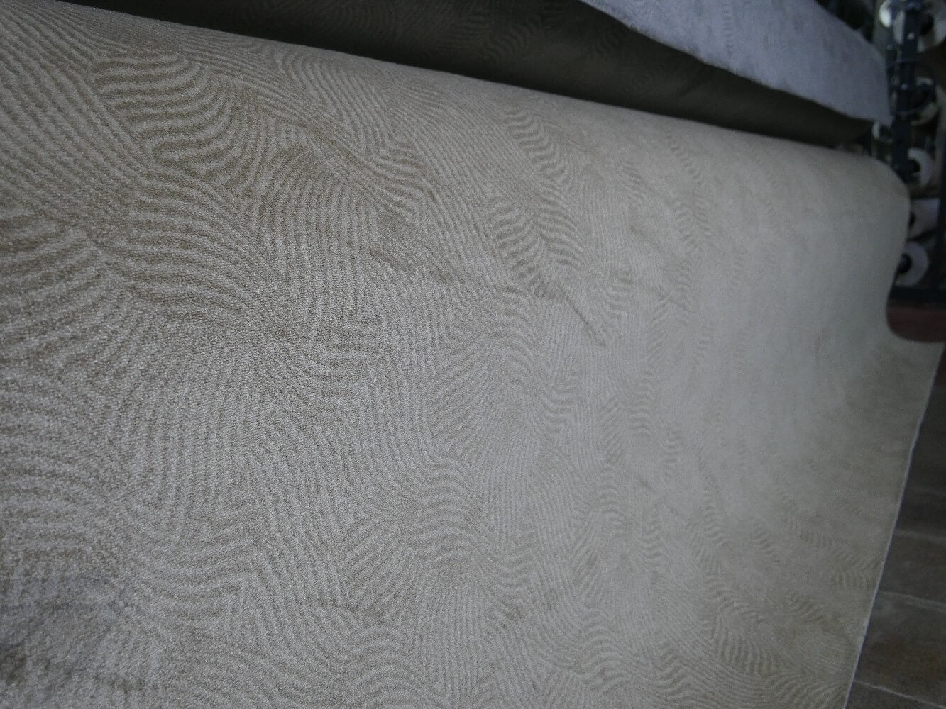 Golden Carpet 60 OZ Heavy Commercial & Residential Carpet Roll SQM Price is £11.90 - Decoridea.co.uk