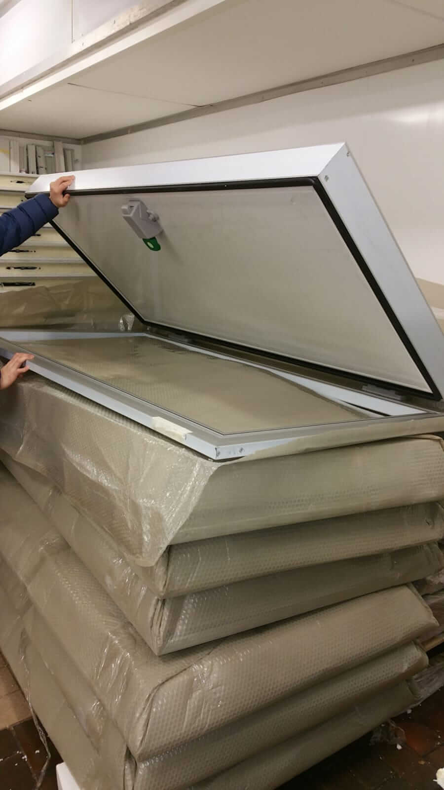 Slammed Type Cold Room Door 80mm 80cmx180cm Price is £475.00 - Decoridea.co.uk