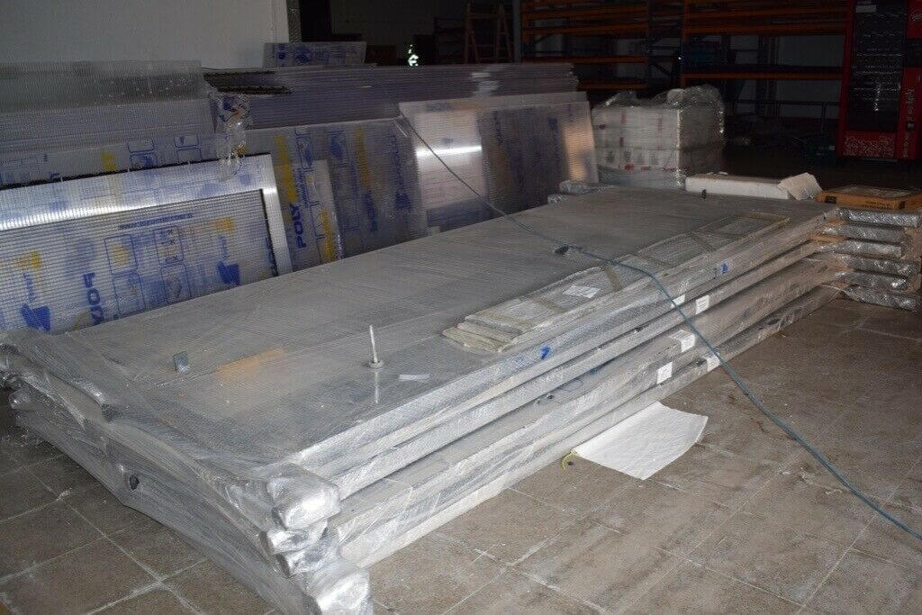 Carpet Display Stand 3.5m & 4m Roll - Decoridea