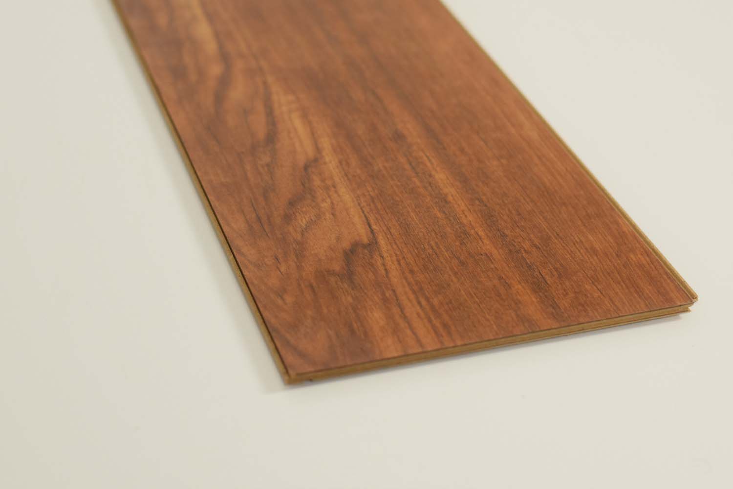 Berry Alloc Teak 8mm Laminate Flooring (62000308)