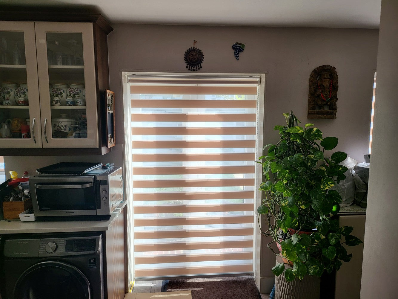 Decor Blinds Privacy 106 Light Brown