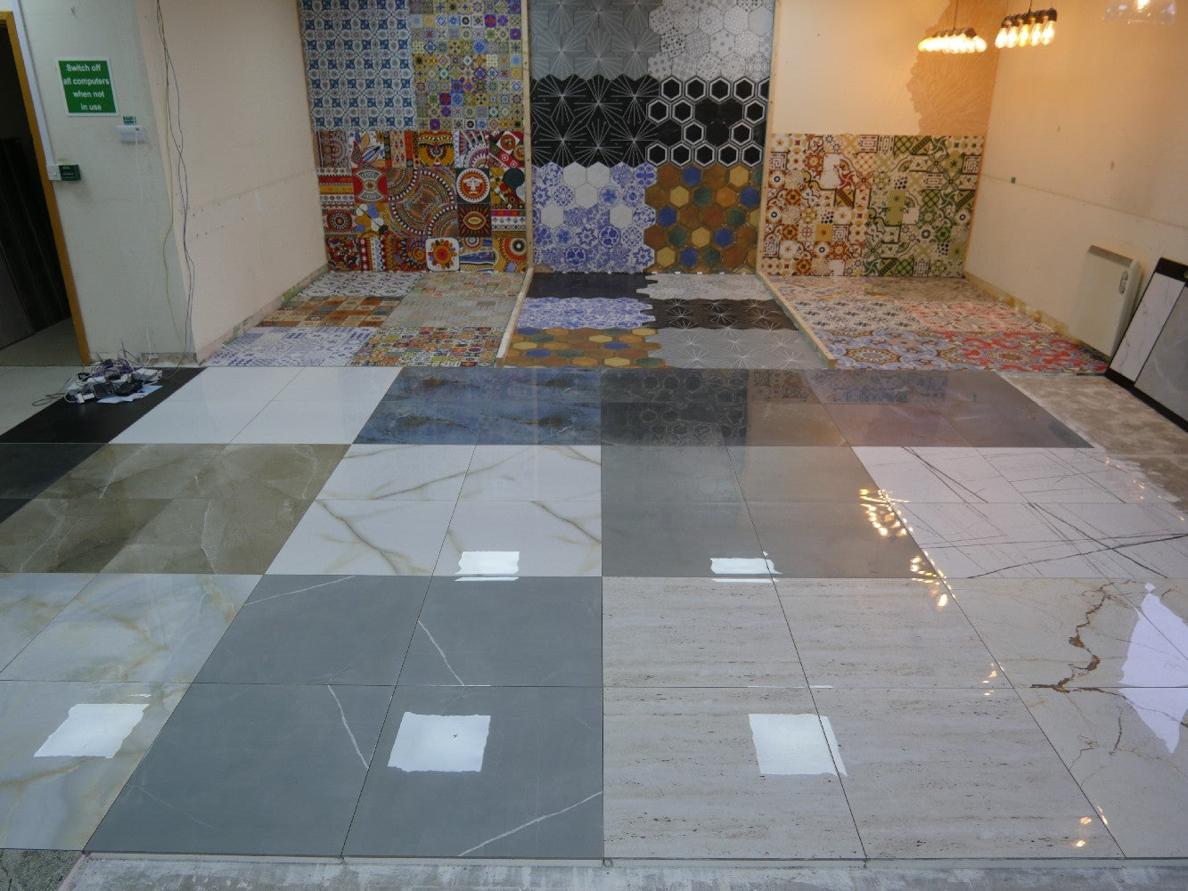 Italian Design Lucca (1071) Rectified Polished Porcelain 600x600mm Wall and Floor Tile